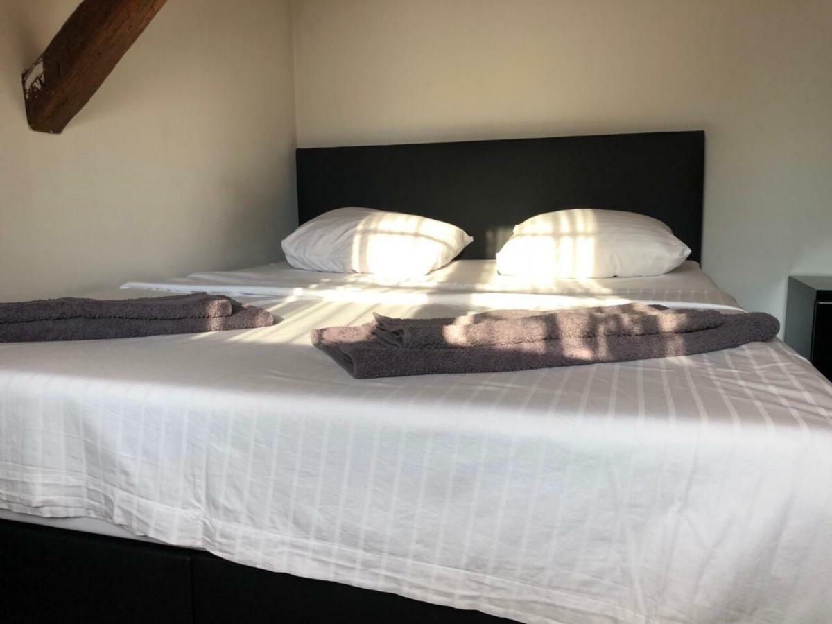 A&B Casa Blanca Apartman Hotel Wettingen Eksteriør billede